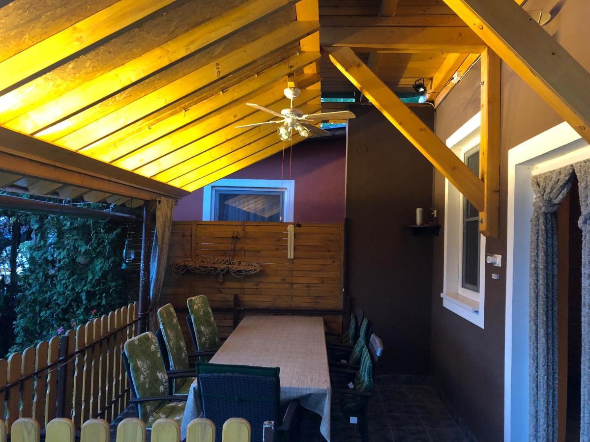 Hero 4 Sterne Ferienhaus Baja Ngoại thất bức ảnh